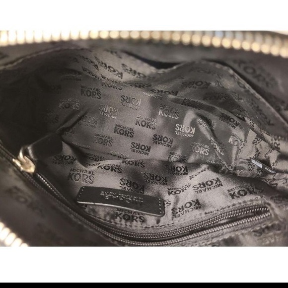 Authentic Mk bag - Picture 2 of 4